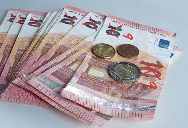 peníze eura
